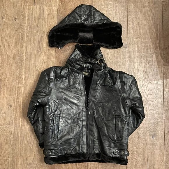 Vintage 1990s Legacy Original 100% Leather & Flur Women's Jacket Coat (Size L) - Picture 7 of 16